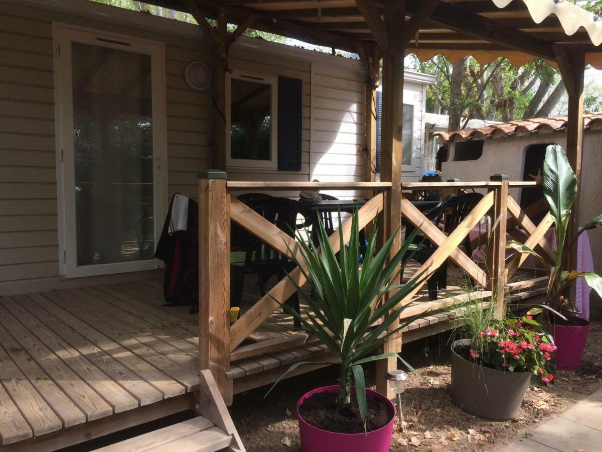 Mobil Home Climatise Camping 4* Le Grau Du Roi Les Jardins De Tivoli Exterior photo